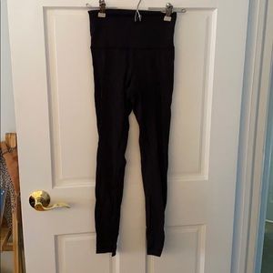 black lululemon leggings